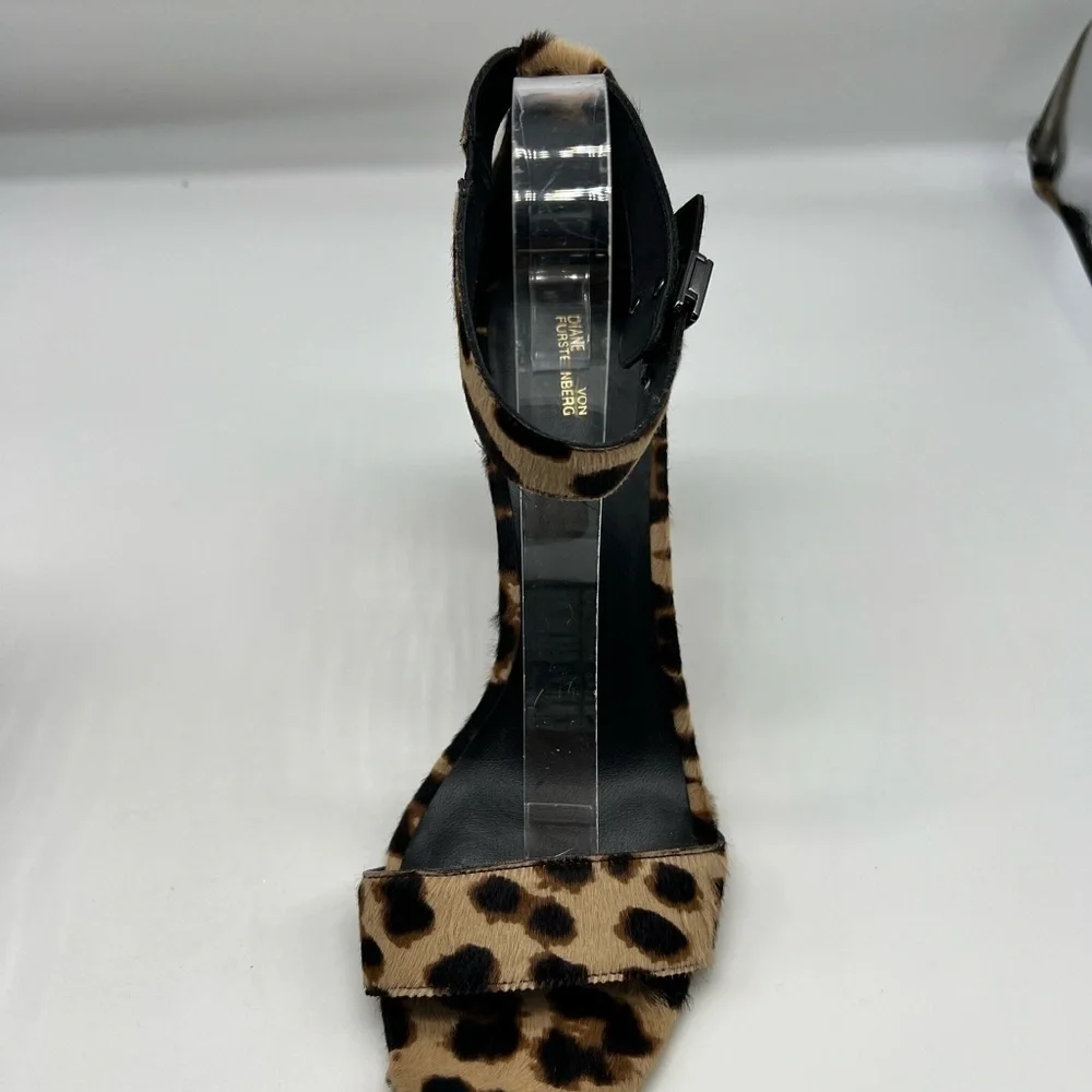 Diane Von Furstenberg - Chain-link Leopard Ankle Strap Open Toe High Heels SZ 11